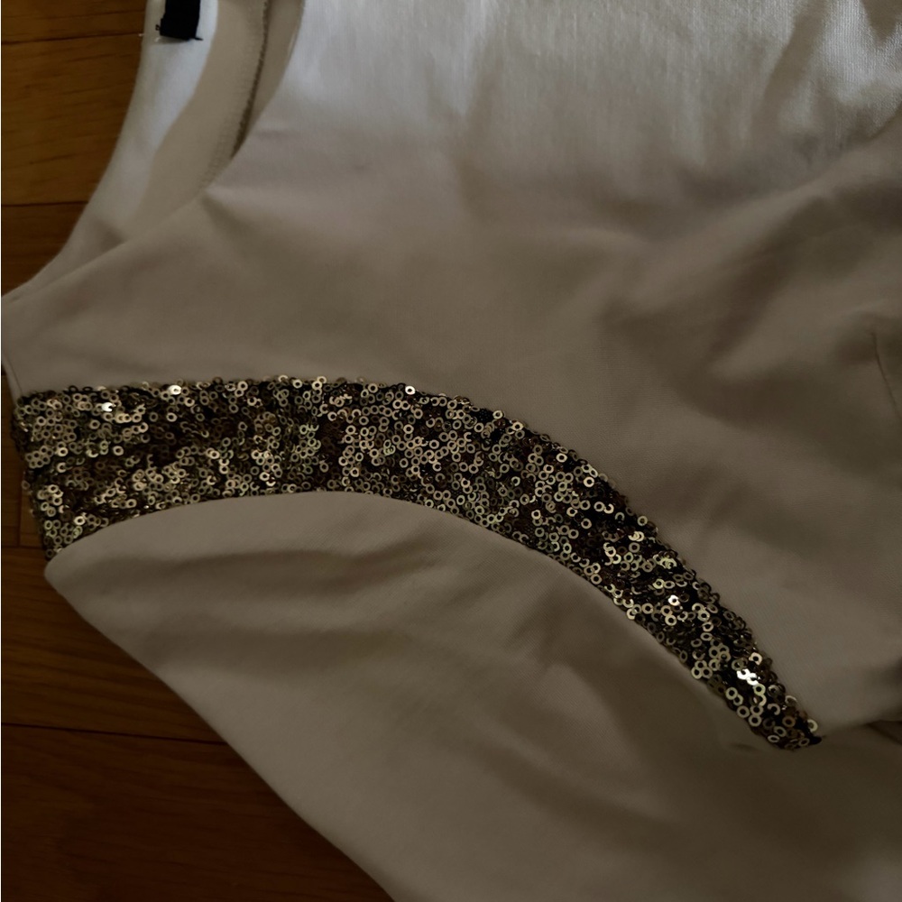 Forever 21 Women’s Large Cream and Gold Sequins Knit Top NWT - Picture 2 of 6